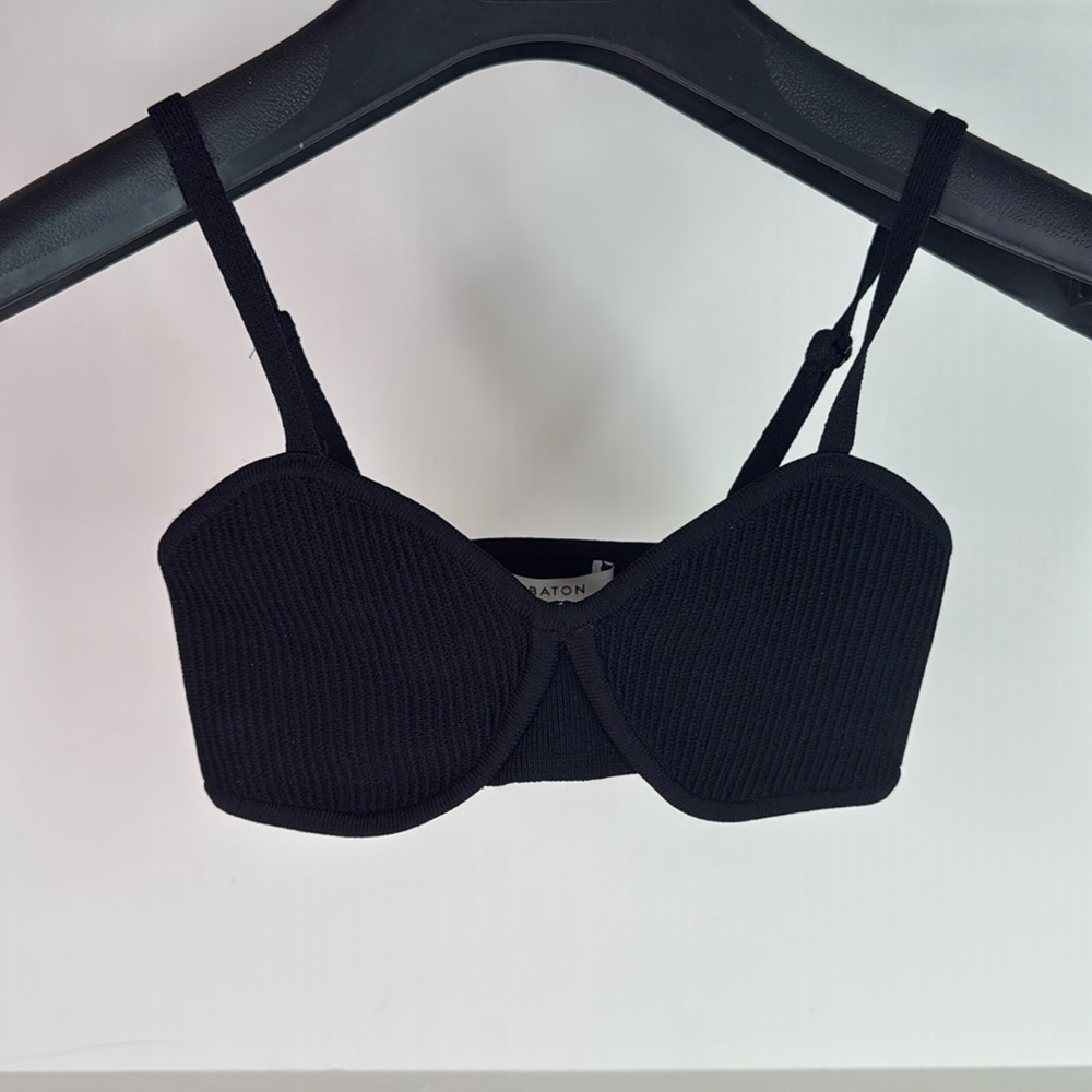 Aritzia Babaton Top